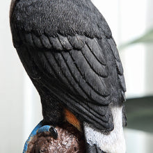 Load image into Gallery viewer, Tropical Expression Toucan Sculpture